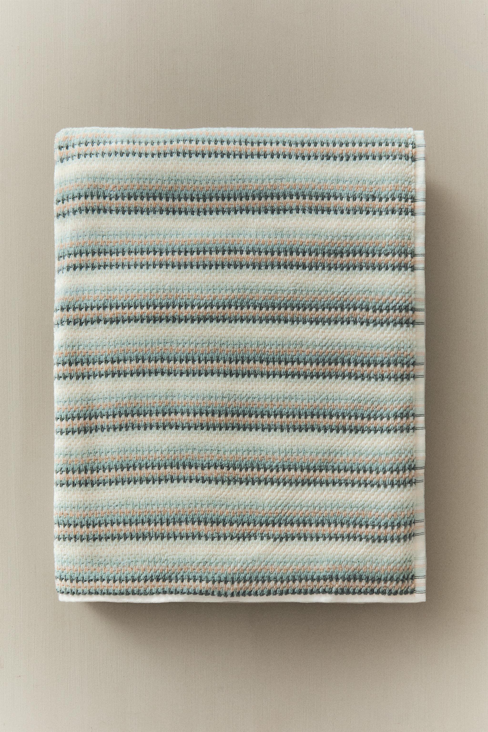 COTTON STRIPED BATH TOWEL